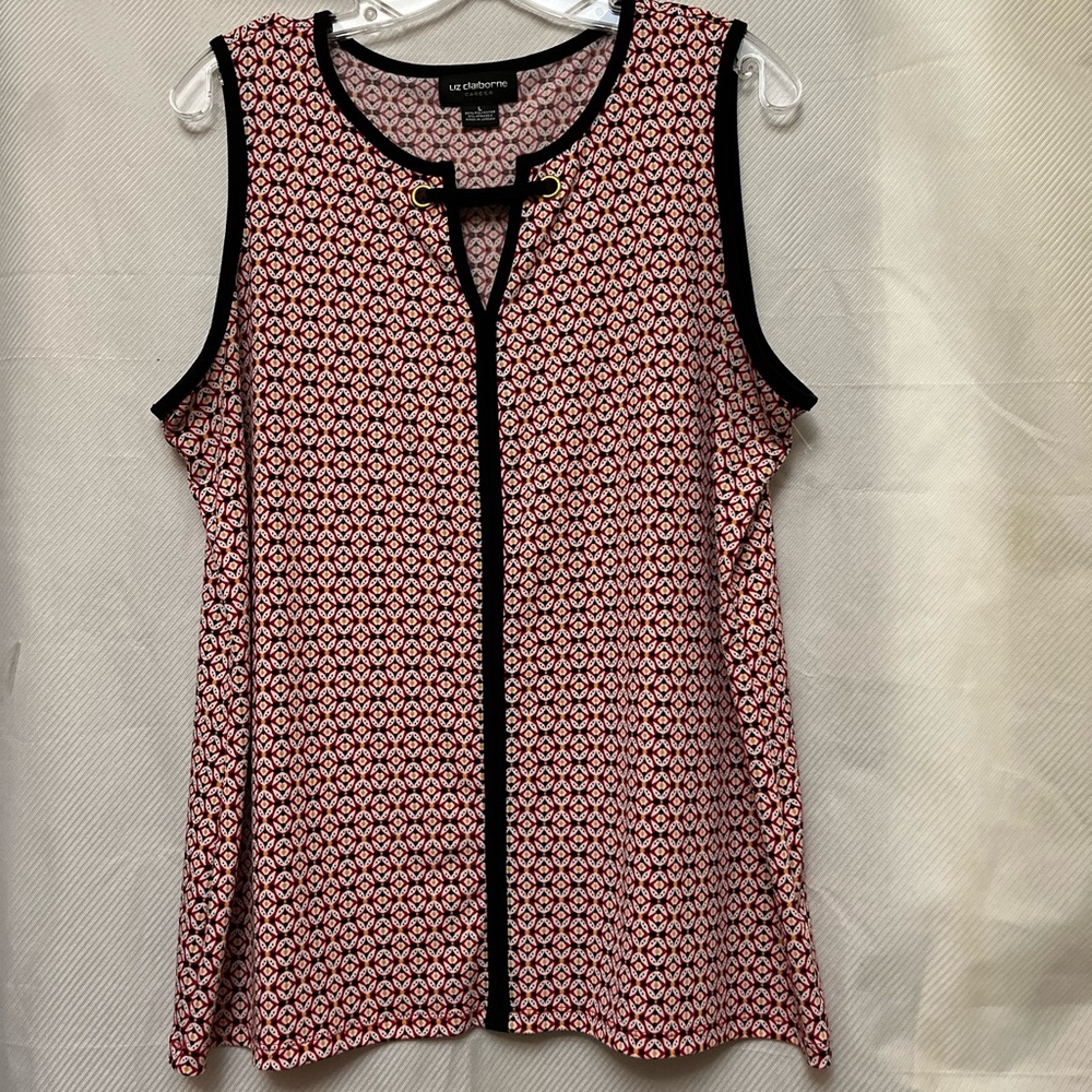 Liz Claiborne Women's Sleeveless Top - Red and Black Black trim Size L